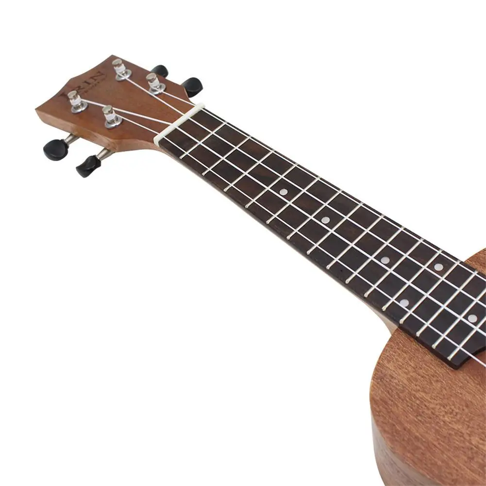 21 дюймов Sapele ukulele с гравировкой Ukelele 15 ладов Акустическая гитара Мини Портативный Профессиональный музыкальный инструмент Гавайская гитара ra