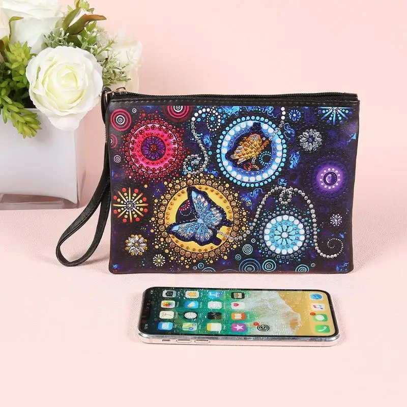 

Diamond Painting Wallet Special Shaped Diamond Storage Bag Various Patterns Women Wristlet Purse Zipper Clutch DIY Craft