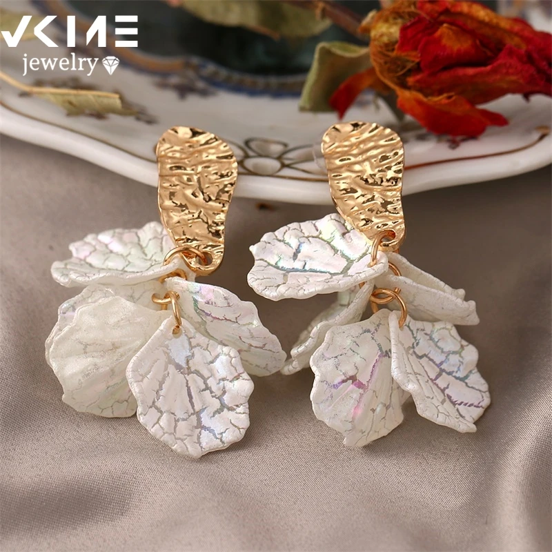 Серьги-подвески женские VKME круглые с жемчугом эффектные геометрические 2020 |