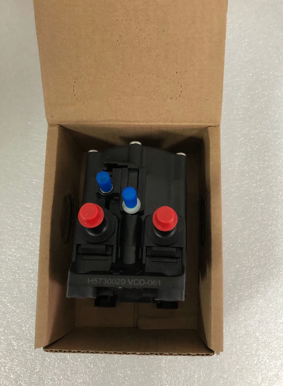FLOJET Pneumatic Diaphragm Pump G57320GA FLOJET Pneumatic Diaphragm Pump G57320GA