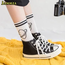 Модные милые женские носки в стиле Харадзюку с планетой и двумя полосками, хлопковые корейские летние весенние повседневные спортивные однотонные носки в подарок для девочек