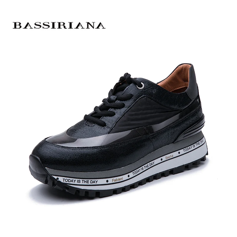 BASSIRIANA / осень женская обувь кожаные туфли на платформе черный серебристый лакированной кожи шить