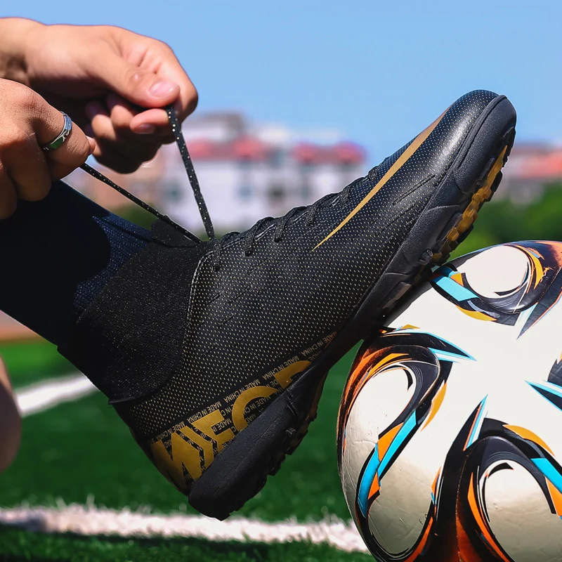 Мужские футбольные бутсы; Спортивный для футбола; обувь; Новинка года; кожаные футбольные бутсы с высоким голенищем; тренировочные футбольные кроссовки; обувь для футбола