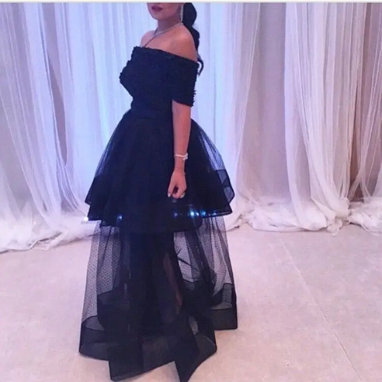 платья Arabian Design Black Off Shoulder boat neck Short Sleeve Sheer tiered Floor Length party Prom gown Quinceanera Dresses |