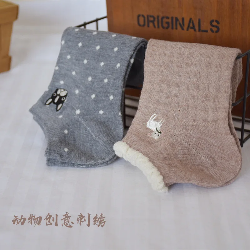 В мультипликационном стиле с принтом(животные) Носки с бультерьером в виде овечки; сезон вышивка носки на осень-зиму женская мода, милая повседневная обувь в японском стиле Харадзюку