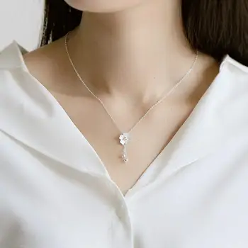 

Flower Tassel Cherry Blossoms Pendant Necklaces For Women Trend Short Clavicle Chain 925 Sterling Silver Girls Jewelry SAN227