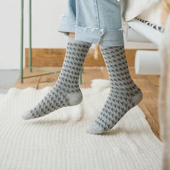 

3 Pairs Women Socks Autumn and Winter Gray Retro Houndstooth Cute Tube Socks Korean Casual Lace Socks Christmas Gifts for Women