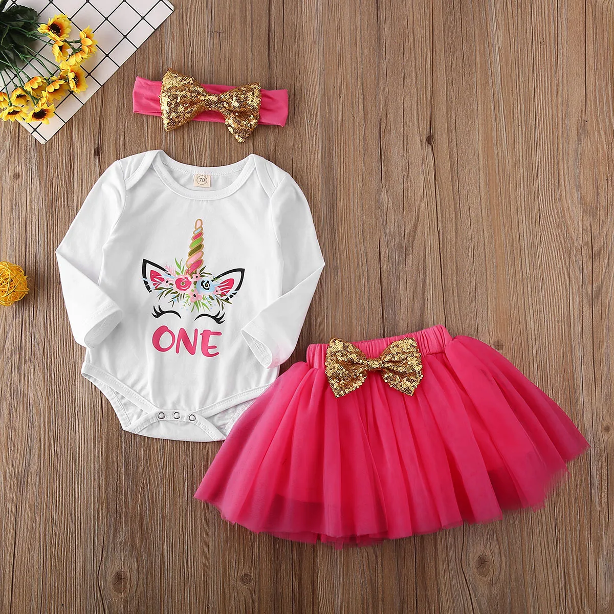 Одежда для маленьких девочек комплект одежды из 3 предметов с единорогом для новорожденных девочек, боди с длинными рукавами+ юбка-пачка+ повязка на голову, комплект из 3 предметов