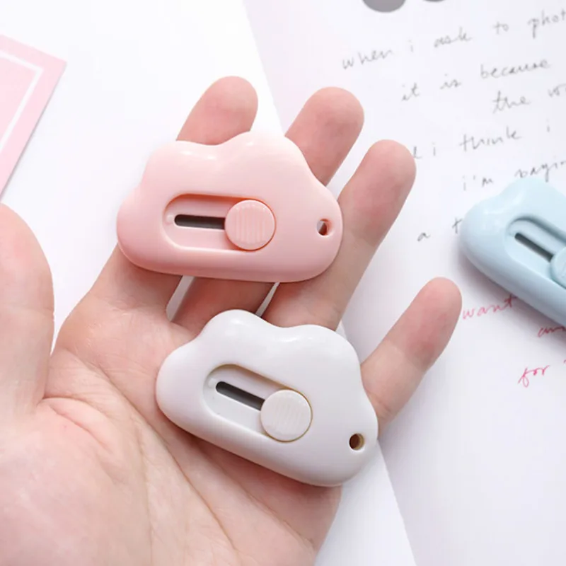 

Cute Candy Color Cloud Mini Portable Knife Paper Cutter Wrapping Box Utility Knife Student Art Supplies