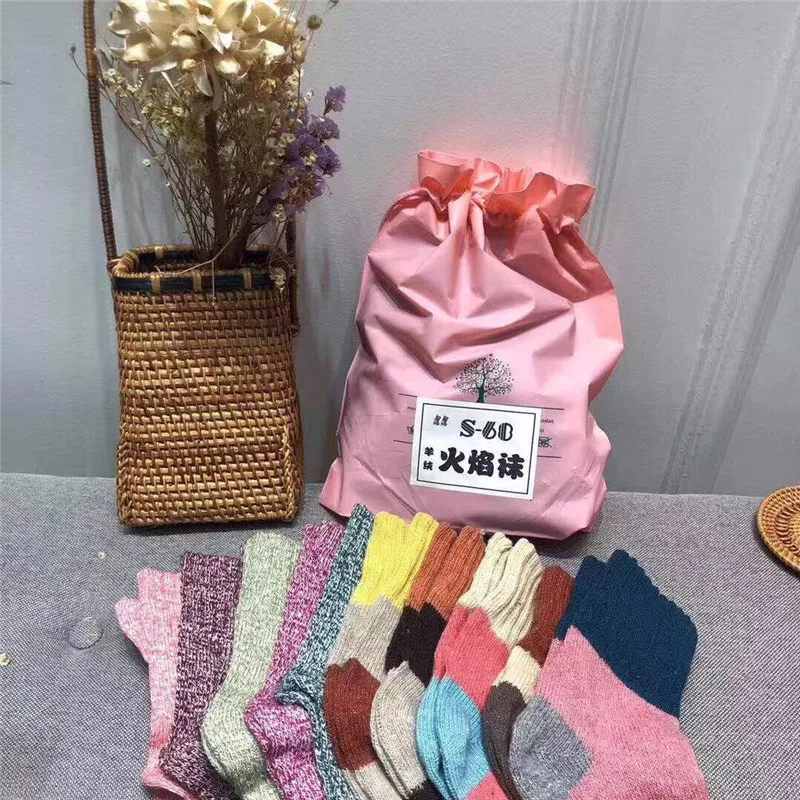 

Wechat Business Hot Selling Flame Socks "Ten Pairs Loaded] Autumn And Winter Collocation at Will Shoe on Foot Warm Good-looking