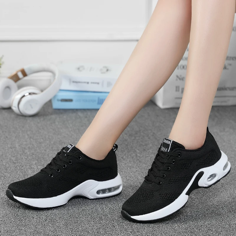 Hot Sale Ladies Running Shoes Comfortable Outdoor Shock Absorption Sports Lightweight Air Cushion Sneakers zapatillas mujer Hot Sale Ladies Running Shoes Comfortable Outdoor Shock Absorption Sports Lightweight Air Cushion Sneakers zapatillas mujer