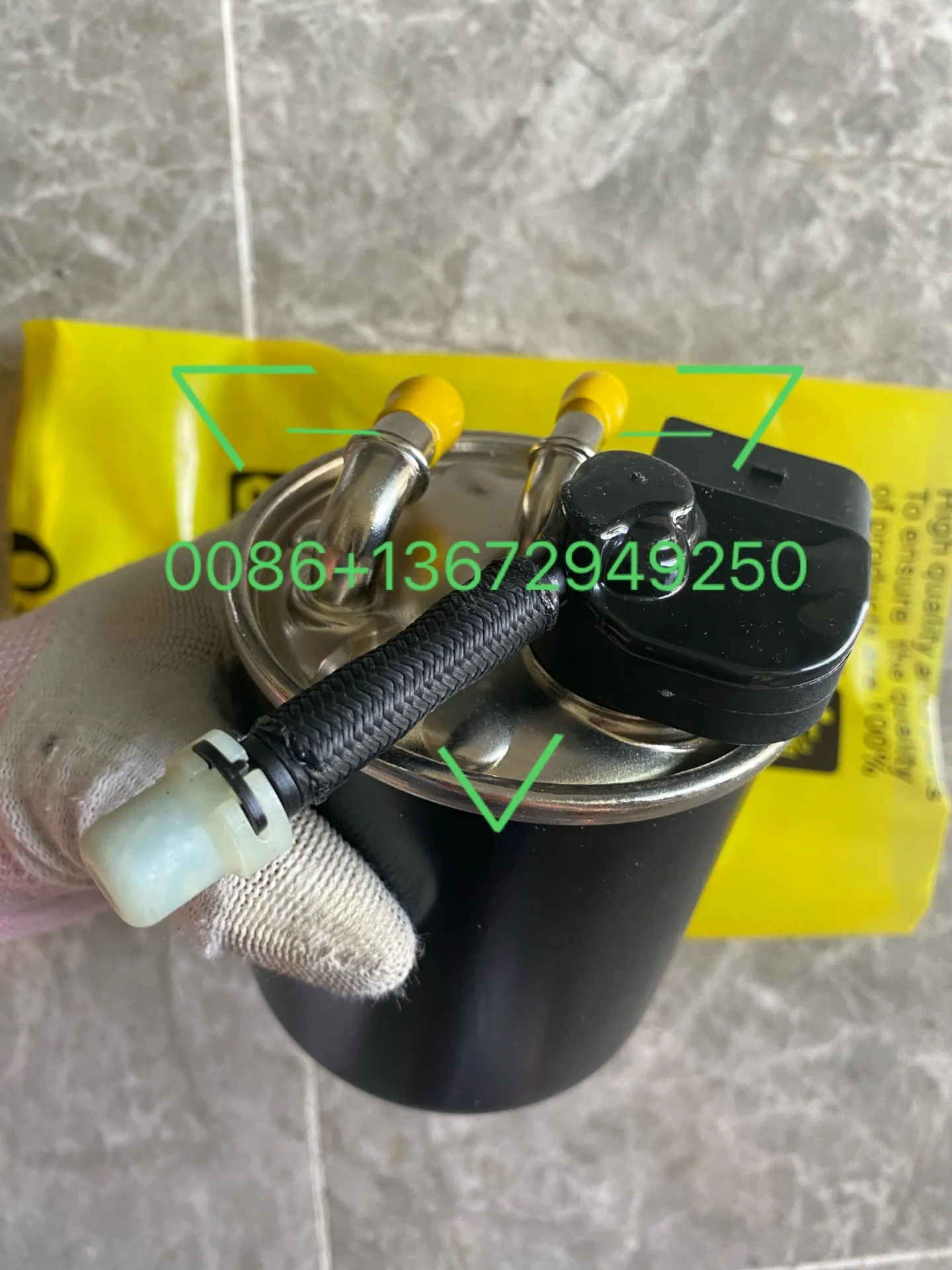 Fuel Filter Inline For W204 X204 S204 W212 V212 S212 W166 X166 E250 Replaces OE# 6510902852,6510901652 fuel filter water separator