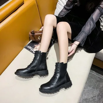 

boot girl 2020 spring and autumn new network red handsome short boots, British style motorcycle thick sole single boot