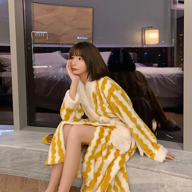 Coral Fleece Nightgown Women Winter Flannel Plus Velvet Warmth Princess Long Sweet Bathrobe Spring Autumn Pajamas
