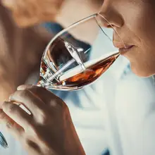 Инновационный бокал для вина, хрустальное стекло в стиле акулы, красное вино, бокал для коктейля, бокал для украшения стола, рождественский подарок 300 мл