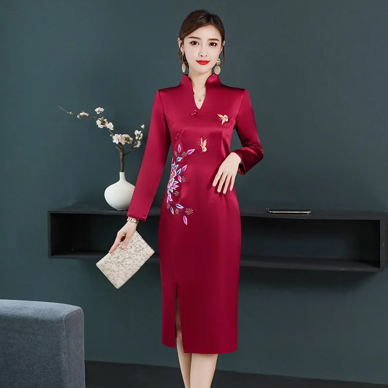 

Cheongsam Middle-aged Women Dress Wedding Banquet 2019 Autumn Embroidered Chinese-style Hi Grandma Wedding Dress Nobility Long S