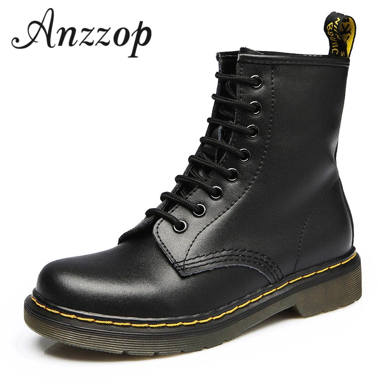 

Boots ladies 2019 new wild simple leather hot fashion warm autumn and winter anti-skiing locomotive Martin boots large size 44