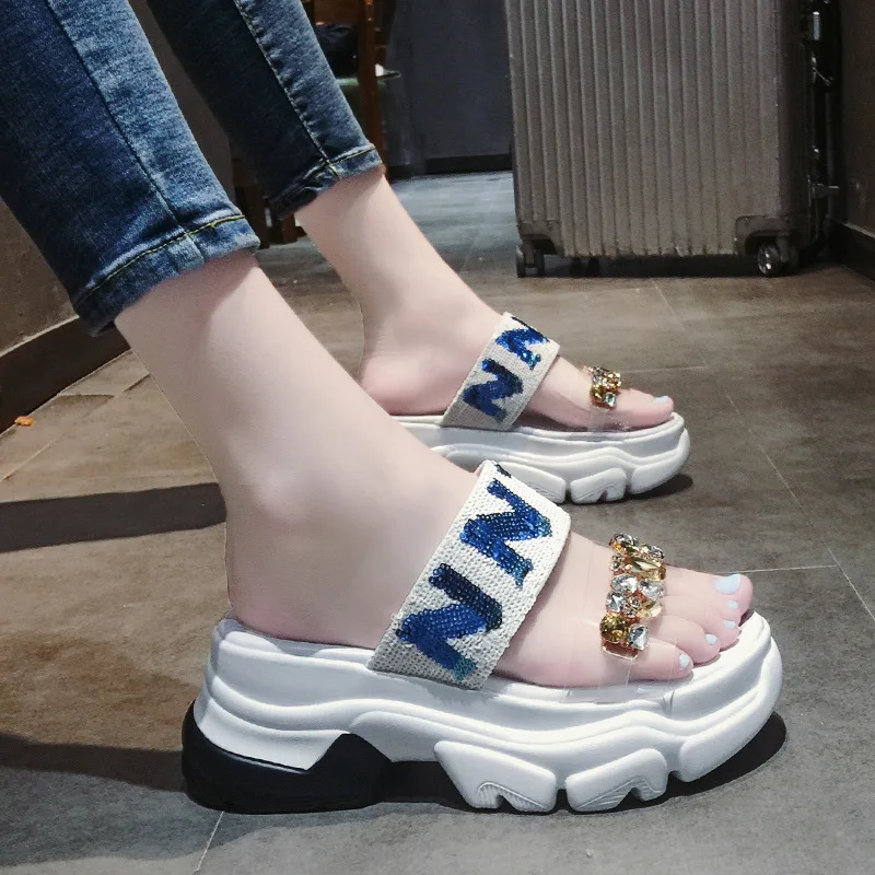 

Online Celebrity Transparent Sandals Women's Summer Outer Wear 2019 New Style Ozhouzhan Versatile Man-made Diamond Thick Bottome