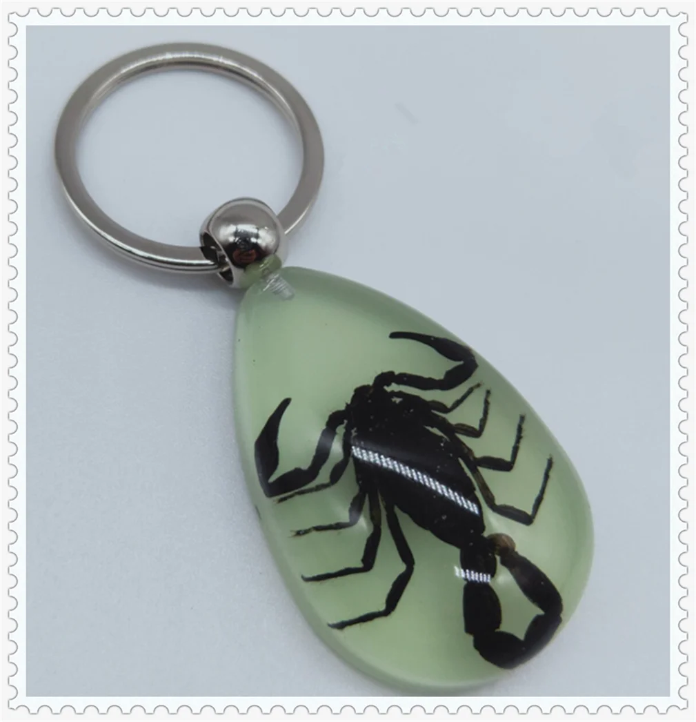 

car Accessories Insect Night Light Amber Dice Keychain Crafts for BMW 530Li 335i 750i 330i 325i 320si 630i E34 F10 F20