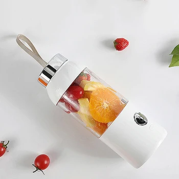 

Household Food Grade Plastic USB Charging Juicer Cup Creative Outdoor Simplicity Portable Practical Original Juicer 600ML