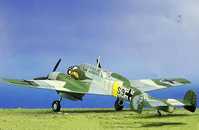 WWII German Bf 110 1/72 литья под давлением модель самолета IXO