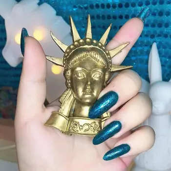 

Statue of Liberty Resin Mold Symbol of American Chocolate Gum Paste Sugar Molds