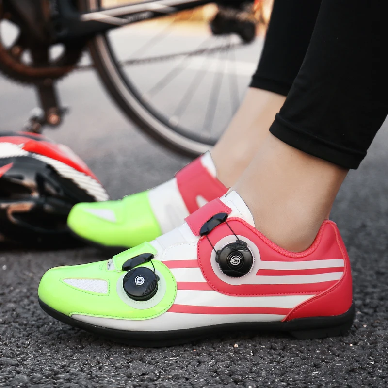 Men's Running Shoes Trend Sneakers Rubber Breathable Lace-Up Comfortable Overseas Explosion Riding Shoes Adult Casual Shoes