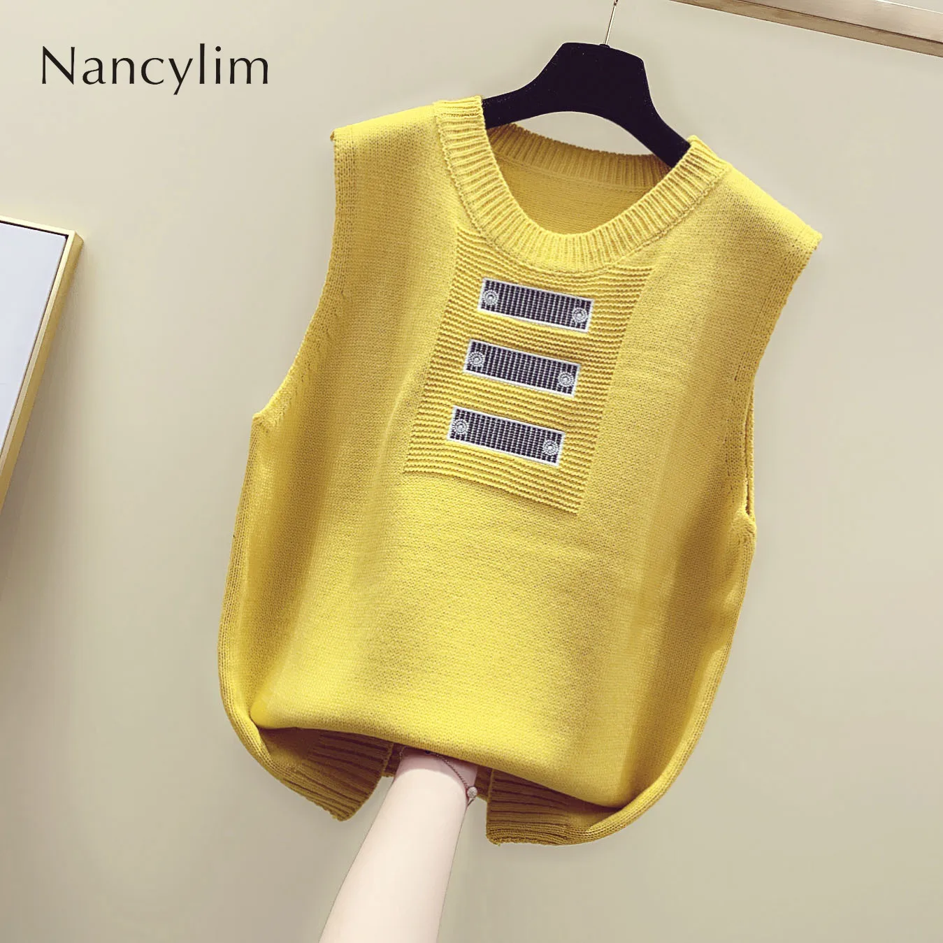 

Sleeveless Sweater Women 2019 Autumn Round Collar Female New Button Loose Waistcoat Lady All-match Vest Coats Nancylim