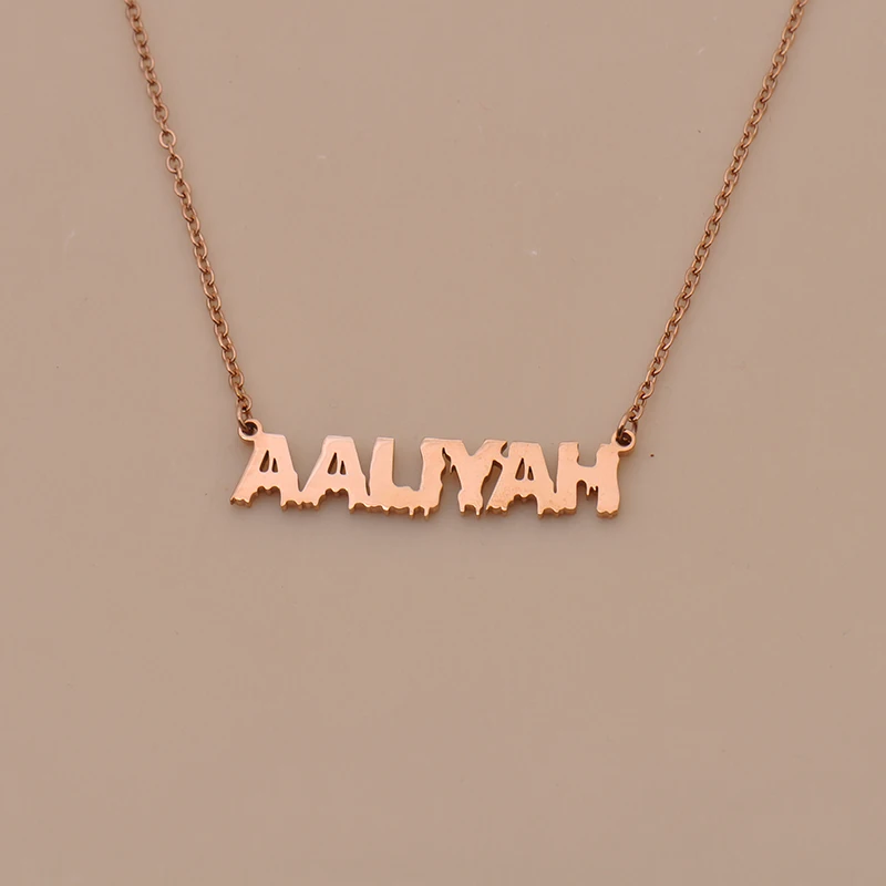 name necklace 5