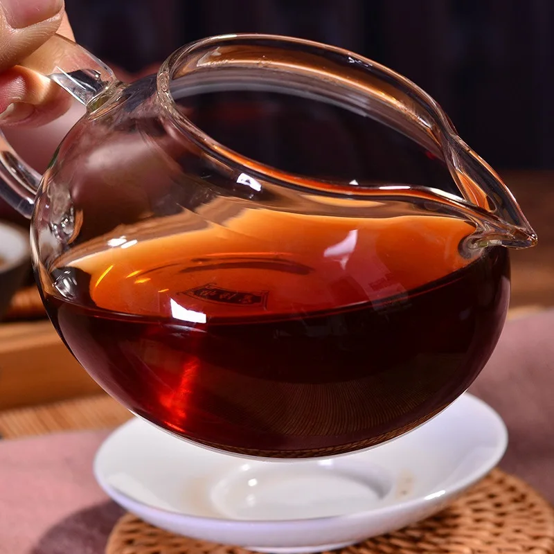 Юньнань Пуэр чай зрелый менхай семисемена торт 357 г весенний ферментированный