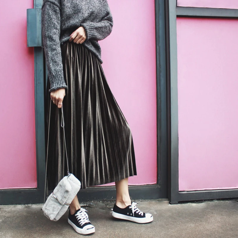 Pleated Women Skirts Velvet Large Swing Long Plus Size Skirts Faldas Saia Fashion Female Jupe 1019-56