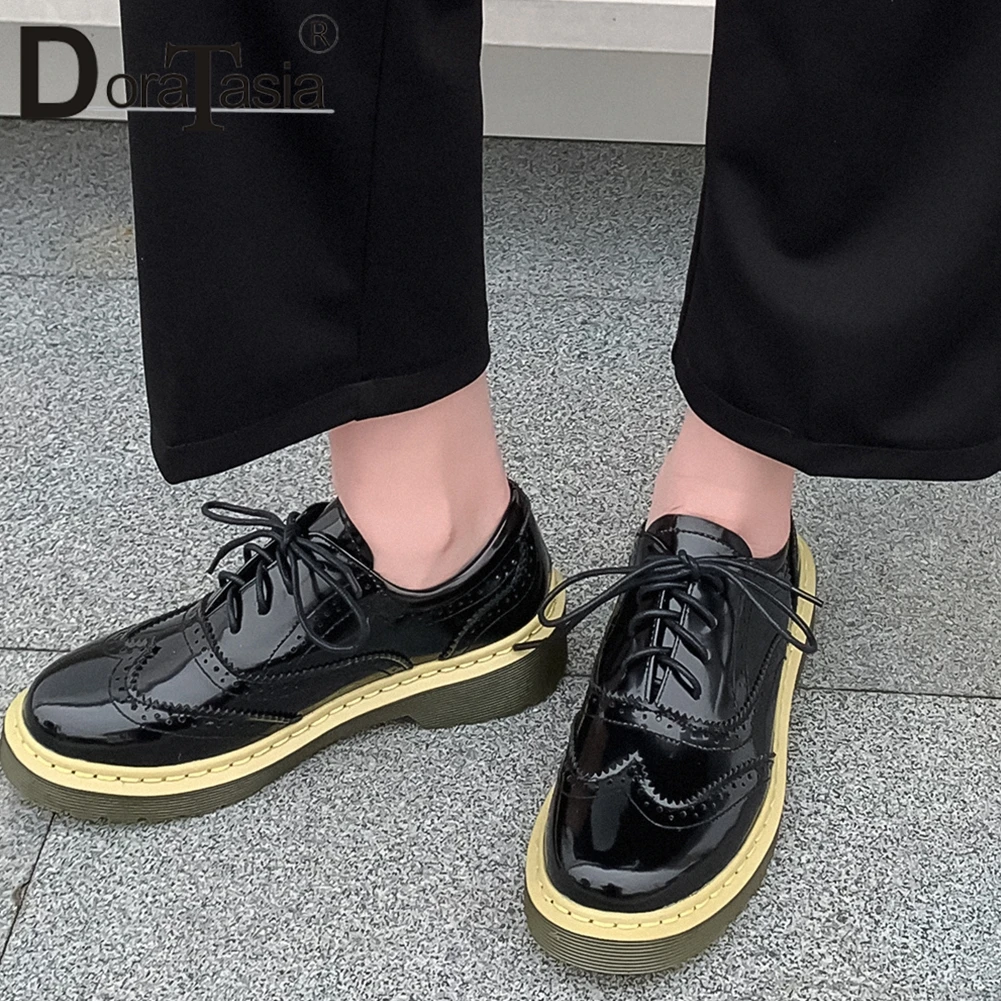

DORATASIA 2020 Spring New Brand Quality Brogue Shoes Daily Casual Platform Flats Women lace-up Genuine Leather Shoes Woman