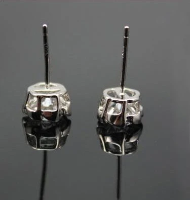 Женские серьги гвоздики из серебра 100% пробы с маленькими