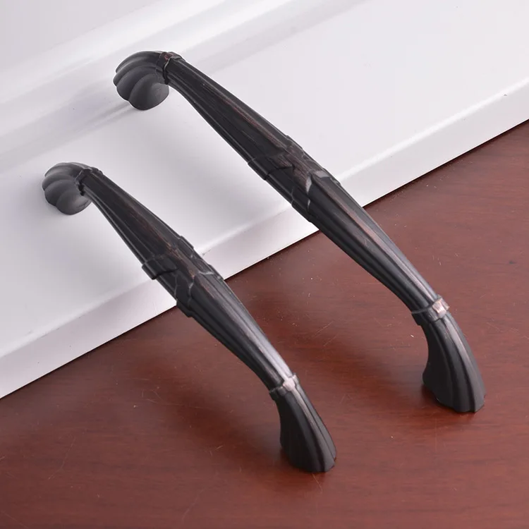 

Direct Selling Solid Single Bore Accessories for Furniture Hardware Drawer Cabinet Door Handle American-Style Black And White wi