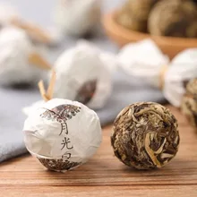 Китайский Чай пуэр из Юньнань, ручная работа, Жемчуг дракона, лунный свет, белый маленький Жемчуг дракона, мини маленький чай, лунный свет, красивый белый чай 250 г