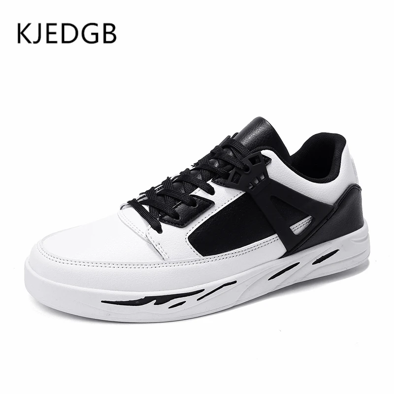 KJEDGB/Новинка осени; повседневная обувь из искусственной кожи; цвет черный, белый; обувь на плоской резиновой подошве; легкие кроссовки; удобная прогулочная Мужская обувь для взрослых