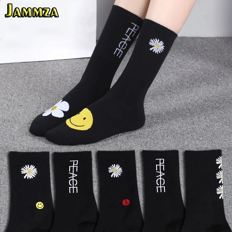 Модные Хлопковые женские носки с принтом, корейские брендовые носки с вышитыми ромашками и цветами, носки для скейтборда с черными буквами мира и смайликами, популярные носки