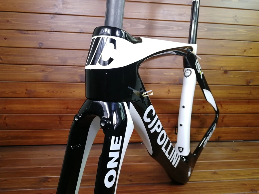 Cipollini RB1K карбоновая рама для шоссейного велосипеда T1000 3 K, рама для шоссейного велосипеда, 2 отверстия, тип тормоза или одно отверстие, тормоза, Сделано в Тайване, доступны XDB