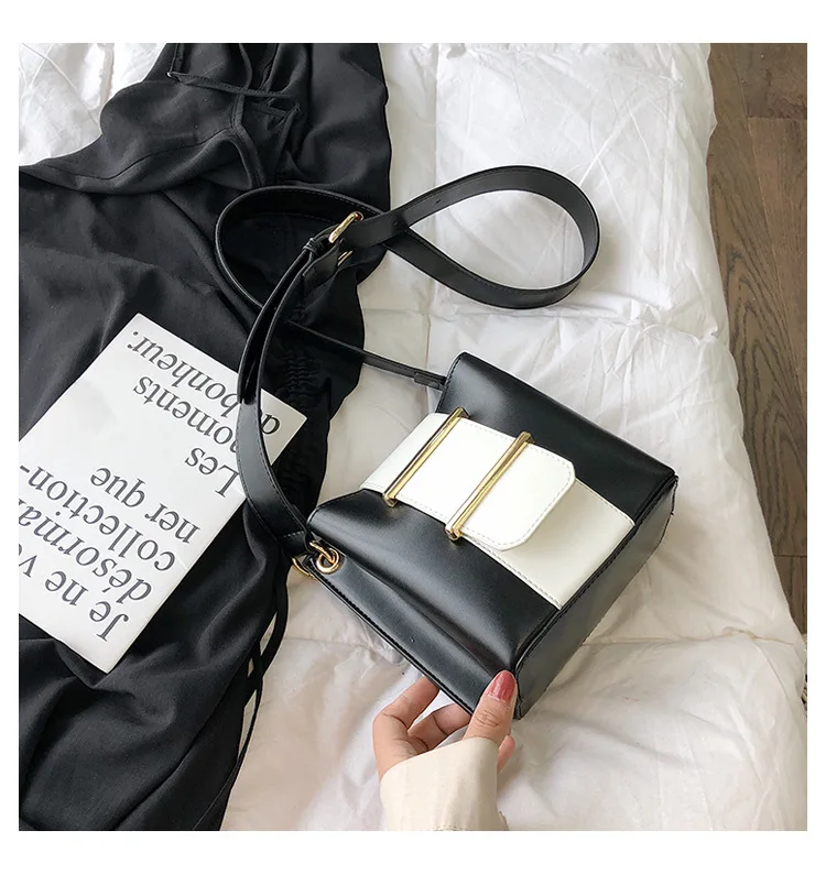 

Camelia Shoulder Bag synthetic leather Celebrity Bag