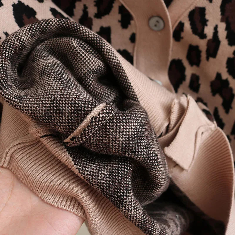 2021 �� ���� ��Ƽ�� ǥ�� �μ� ���� ��Ʈ ������ v-�� ���� ª�� ī�� �� ĳ�־� ���� �� �� Outwear