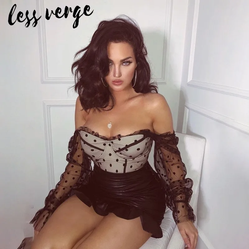 Женская блузка в горошек Lessverge белая сеточку с расклешенным рукавом осенняя
