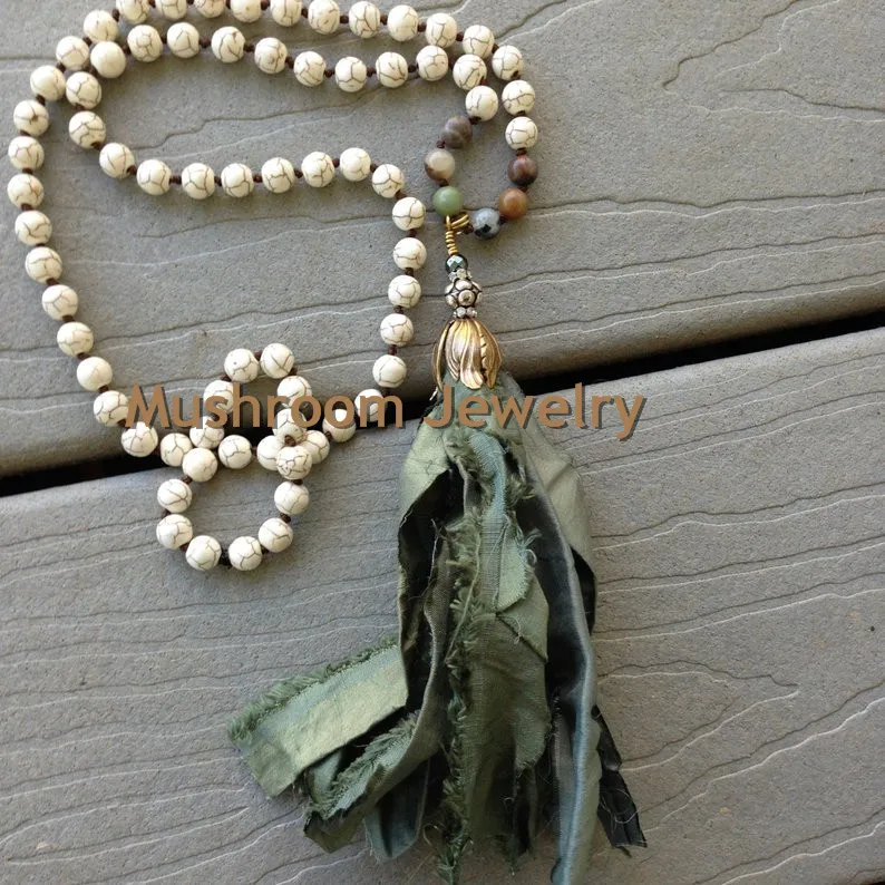 Длинный узел HowliteTurquoises каменные бусы ожерелье из амазонита винтажное Бохо ожерелье Бохо Зеленое Сари ожерелье с шелковой кисточкой бохо