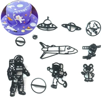 

11pcs/Set Astronaut Shape Cookie Cutting Moulds Cake Mold Fondant Mold Biscuit Plastic Cutter Diy Cake Decoration Bakeware Tools