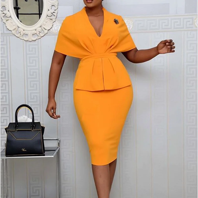 Женское платье карандаш с баской коротким рукавом фонариком деловая одежда для