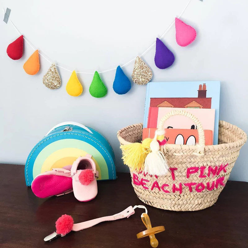 8943647946_534803438