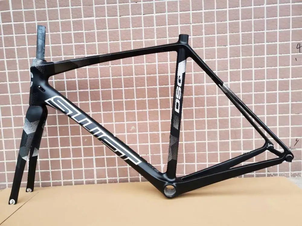 

LAST 56cm High Quality 700c Carbon Frame Super Light Inner Carble Road Bike Framset 56cm Full Carbon Bicycle Frame with Fork