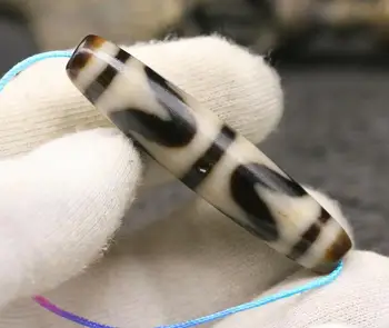 

Magic Power Tibetan Old Oily Agate Double Tiger-tooth Totem dZi Bead Amulet Talisman From LKbrother Sauces