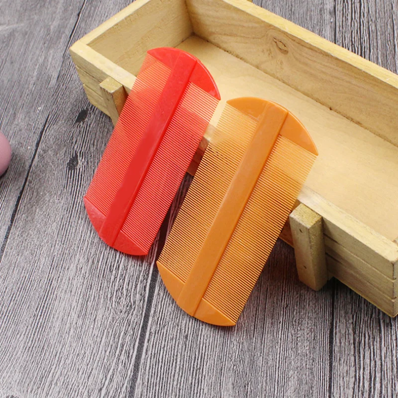 

Plastic double-sided comb