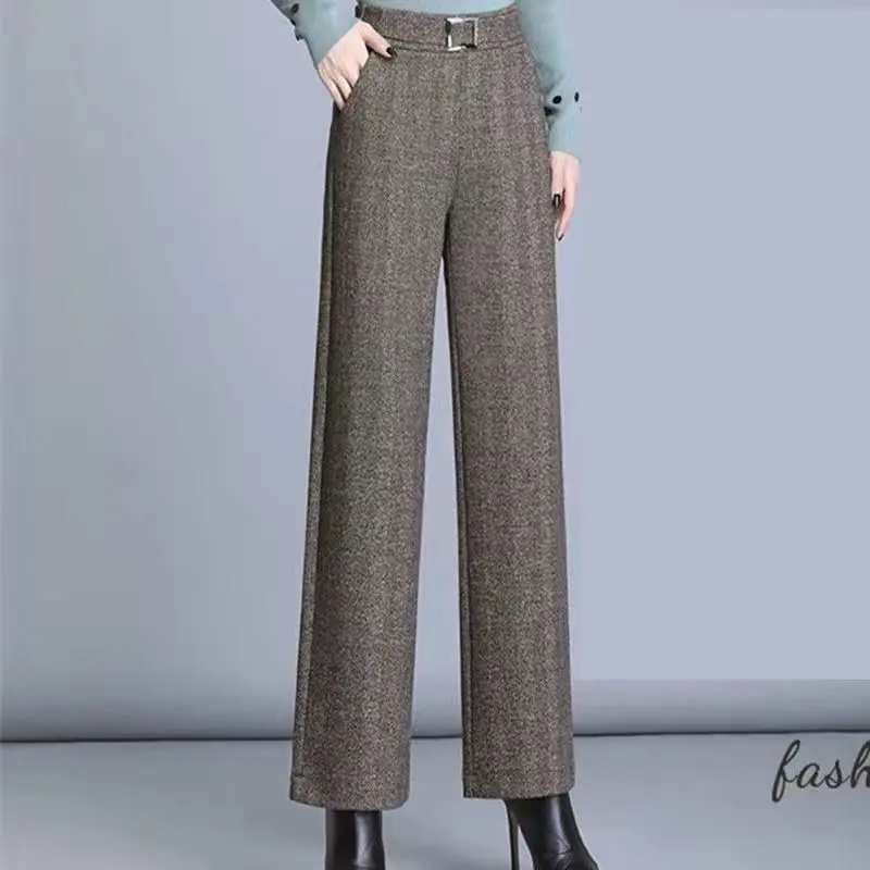 Женские брюки с широкими штанинами