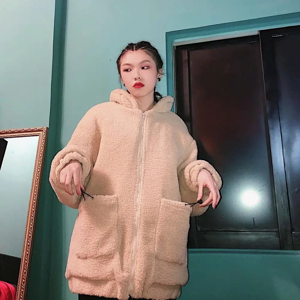 Новые плотные однотонные бархатные куртки с длинными рукавами и объемными
